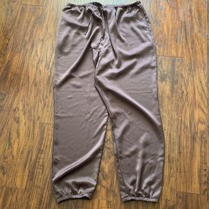 NWT Uniqlo silky pants